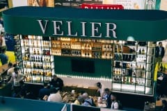 velier-bar