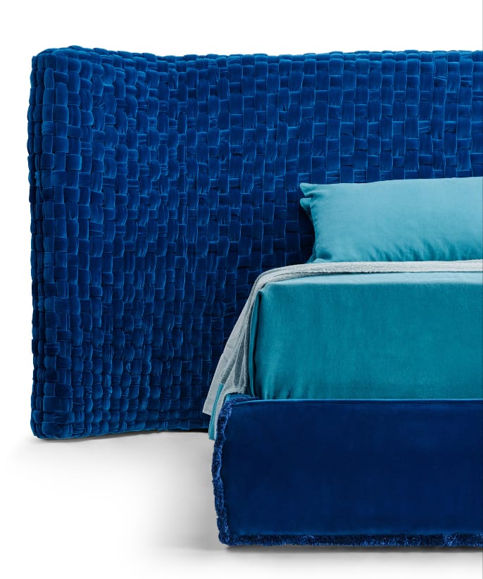 Il nuovo letto della casa Azul di Paola Navone per Turri Design