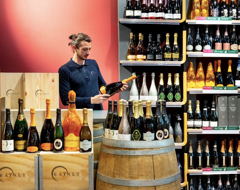 C’è bolla e bolla: Eataly dedica un mese ai vini più amati dell’estate con un focus speciale sulle bollicine autoctone