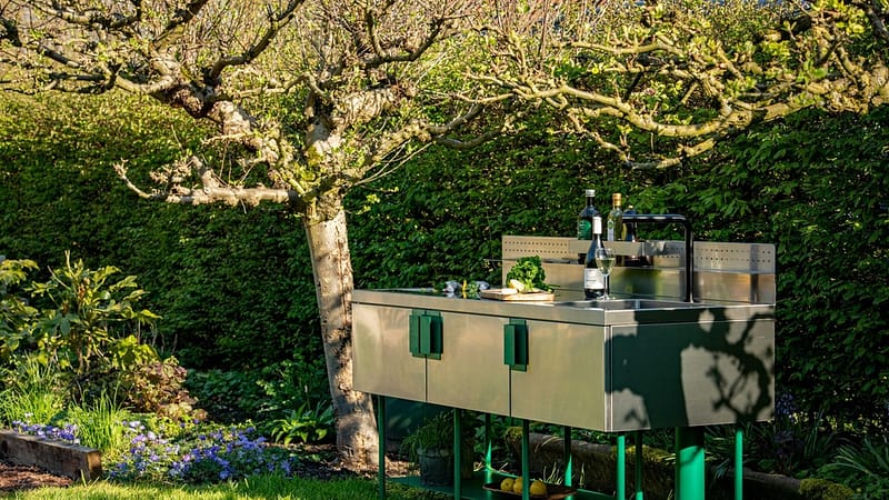 Sostenibilità outdoor ÀTRIA per un ‘rifugio’ immerso nel verde nei pressi di Anversa
