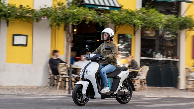 Yamaha NEO’s rivoluziona la mobilità urbana a impatto zero
