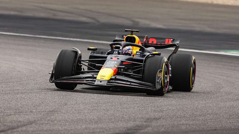 Pole position per Verstappen al Gp di Cina